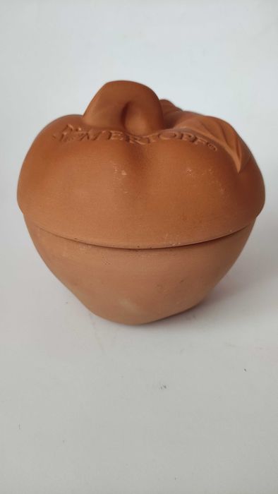 Romertopf малък глинен съд за печене във форма на ябълка