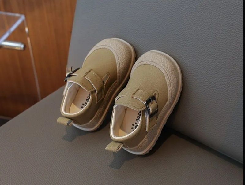 Кроссовки для мальчика