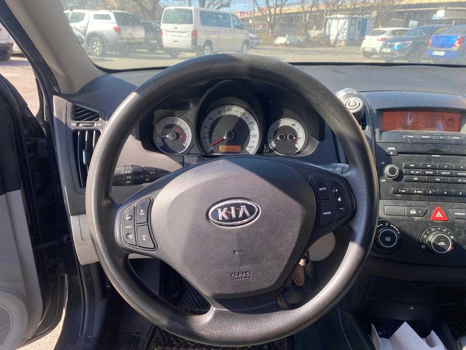 KIA CEED 1.4 Benzina si GPL