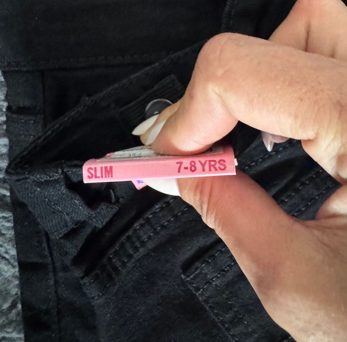 Pantaloni fetiță skinny jeans, noi cu etichetă, mărime 122-128