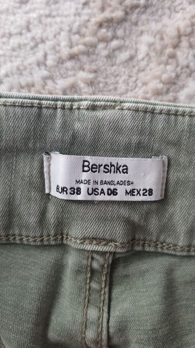 Blugi Bershka damă verzi, skinny