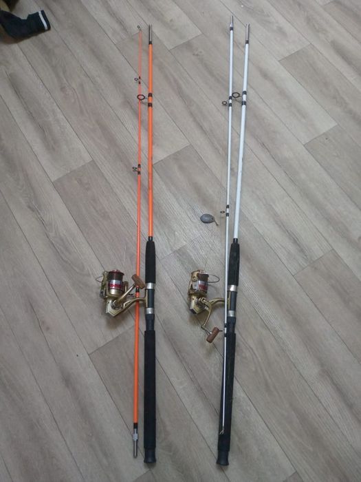 Продам спиннинги, 2 штуки.