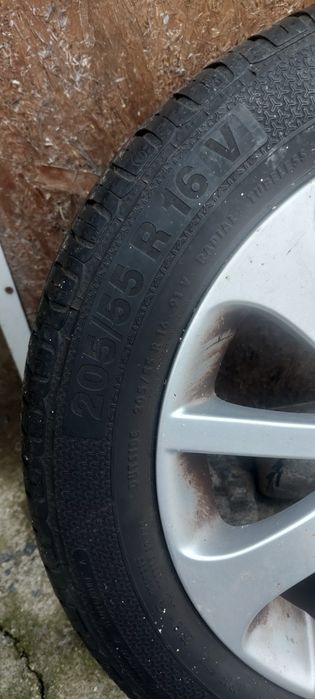 Vând jante originale mazda