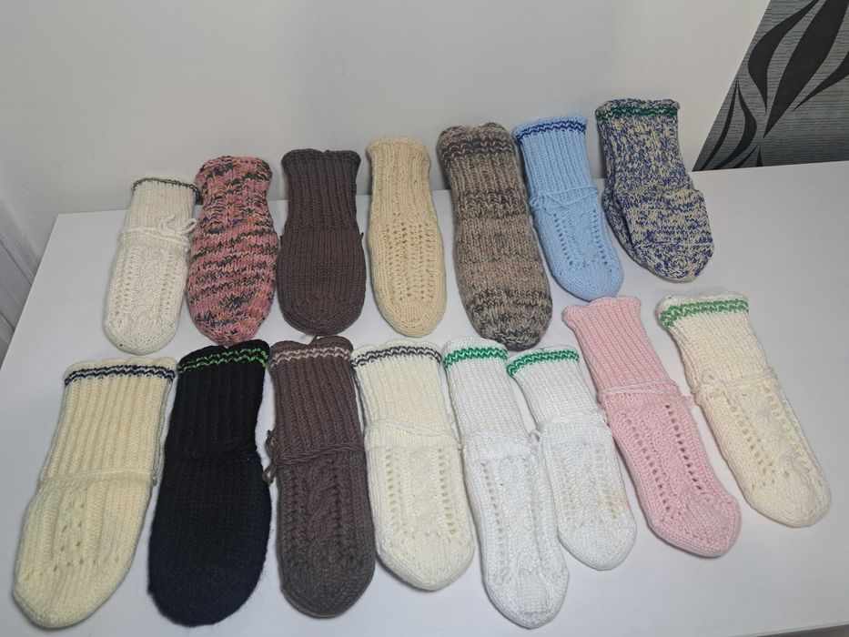 Ръчно плетени вълнени чорапи