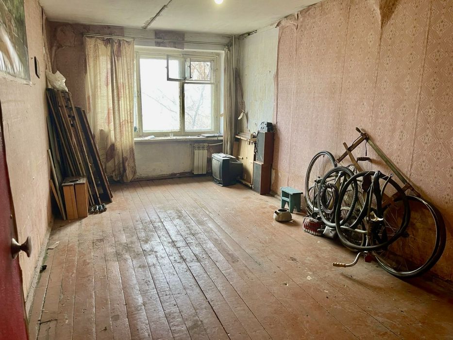 2 комнмтная, 50 лет Октября 15