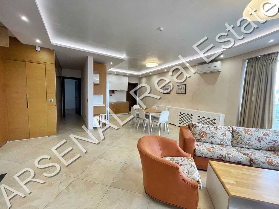 Дава се под наем Тристаен апартамент в София, Изток - 141 кв.м за 1196.97 € - Снимка #5