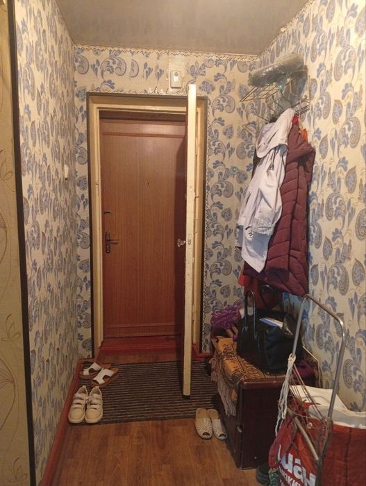 Продается 1/2/2 спутник -4