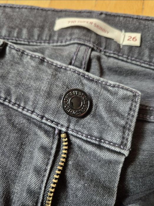 Blugi Levi's 710, Croială Super Skinny, Mărime 26/32 - Femei XS