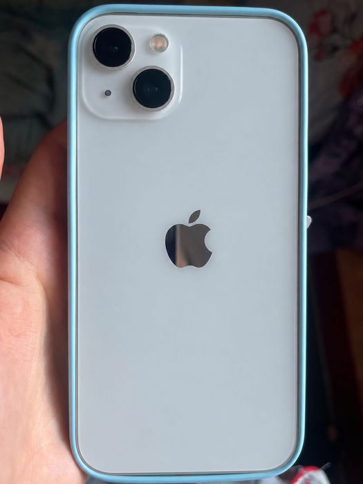 Продам iPhone 13,