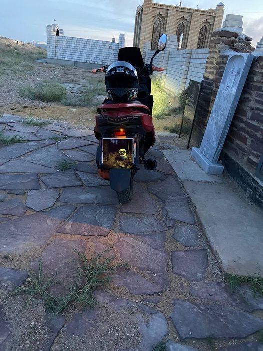 мопед maxi 180qq