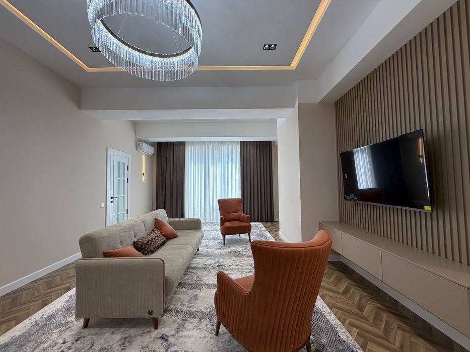 Kiparis Продается 3 комнатная квартира ремонт Ц-4, Шедевр, Централ