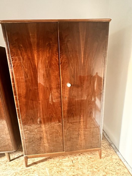 Шкаф ва кроватлар