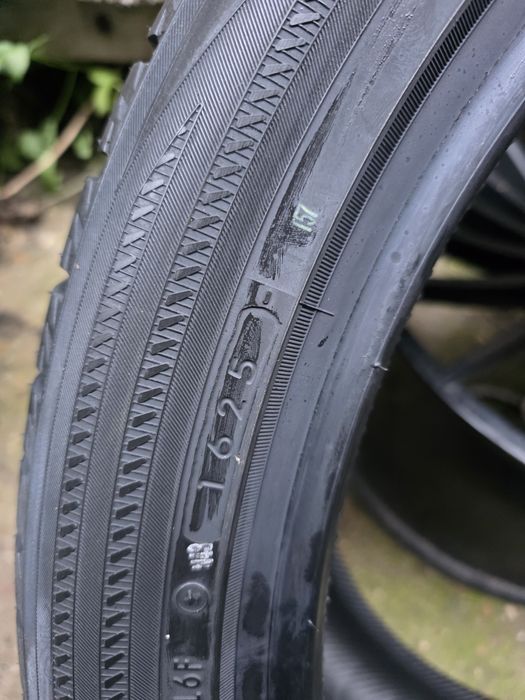 Anvelope de iarna pe 22 pentru Mercedes gle  marca yokohama