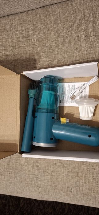 Mini aspirator reincarcabil