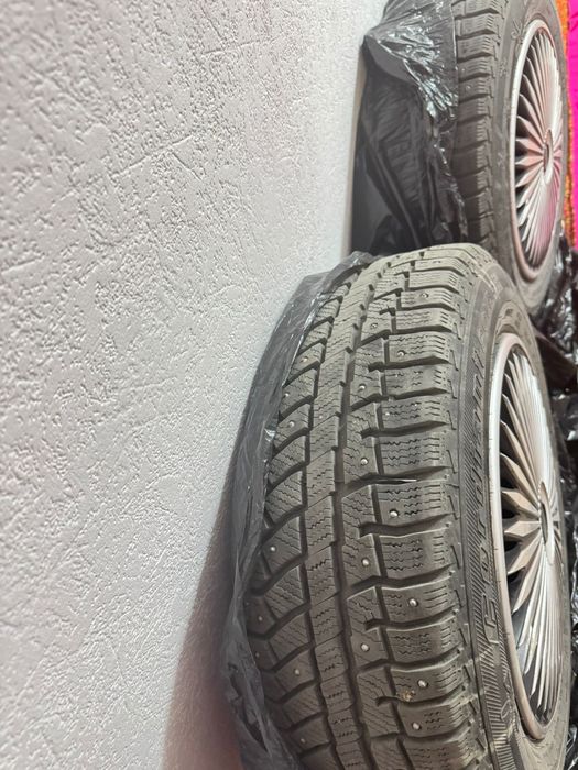 Продам зимние шины