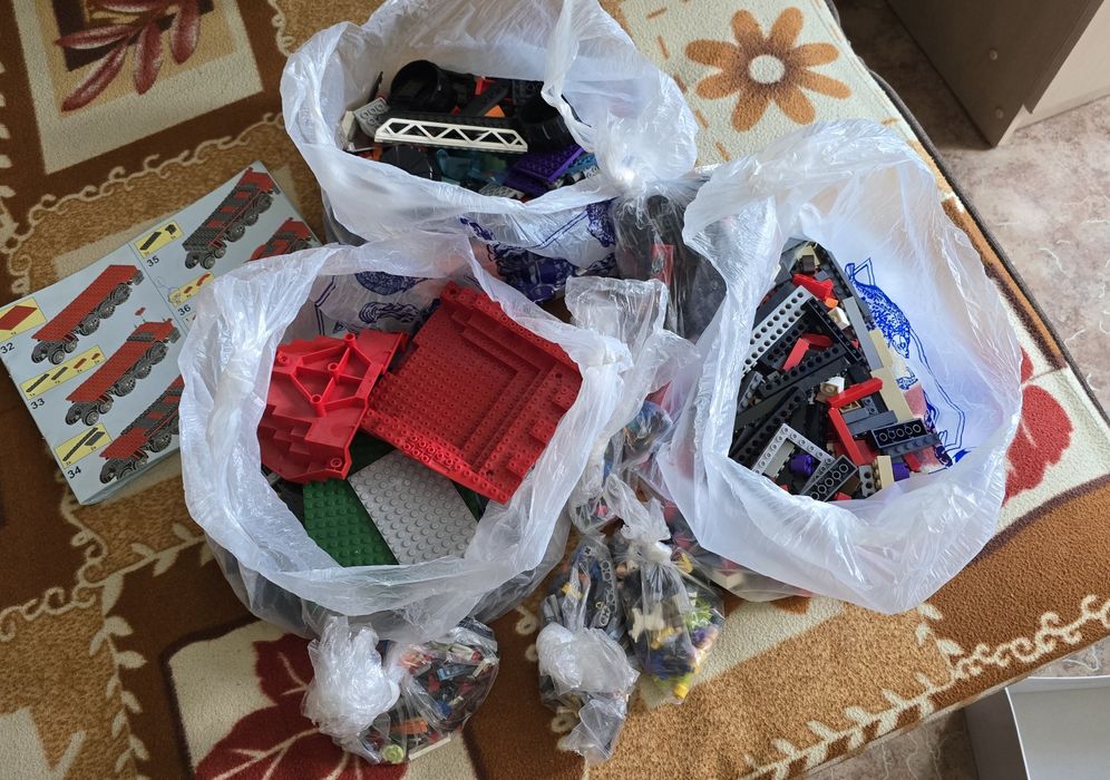 Продаю много оригинального LEGO