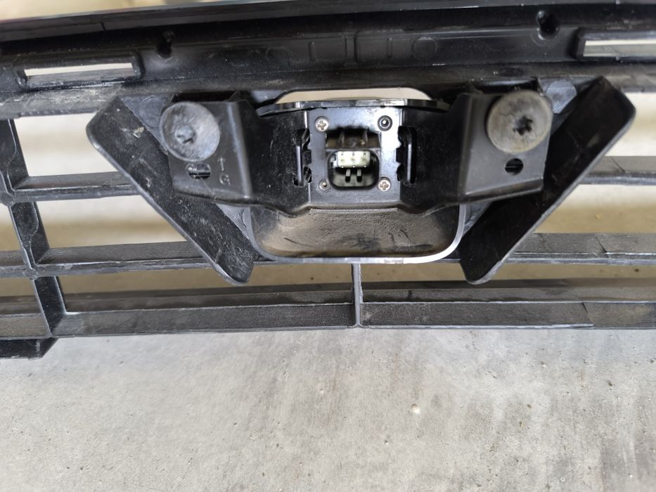 Предна камера с решетка за Toyota RAV 4