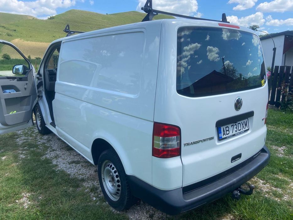 VOLKSWAGEN Transporter 2013 — imagine 3