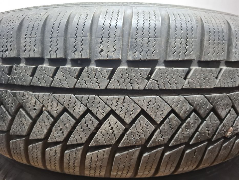 Set 4 anvelope iarna continental 205 60 16