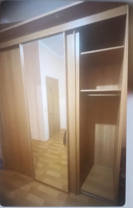 Шкаф купе трех дверняя