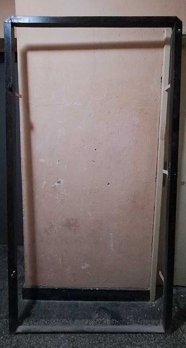 Метална врата за апартамент