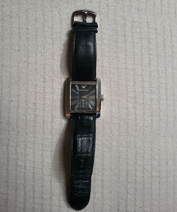 Ceas Armani, Hilfiger