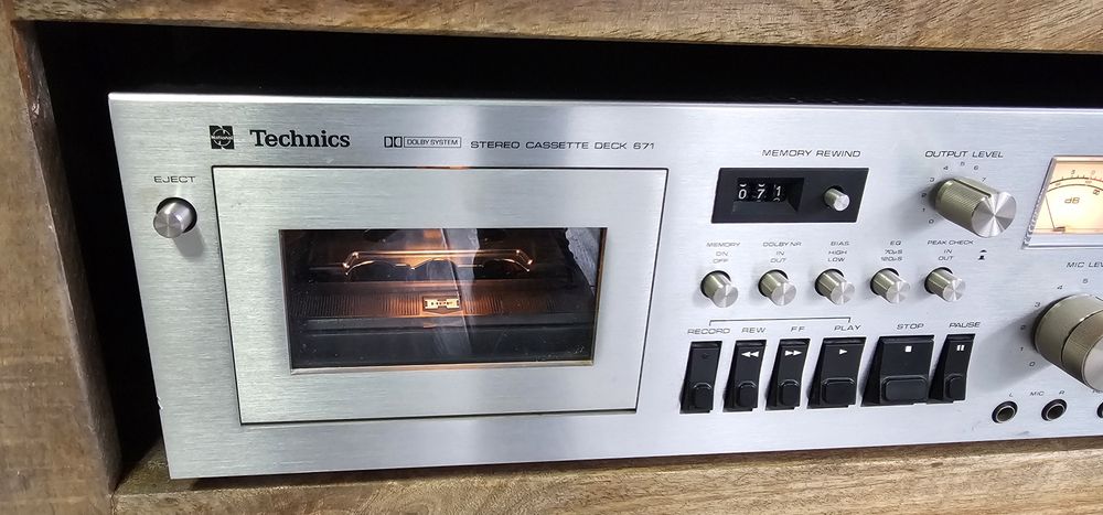 Deck technics 671 in stare impecabila tehnic si optic
