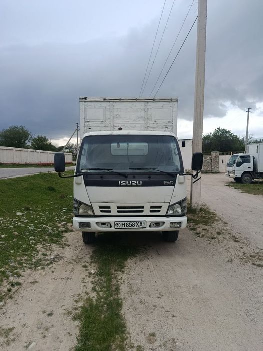 Isuzu NQR71 5 tn 2013