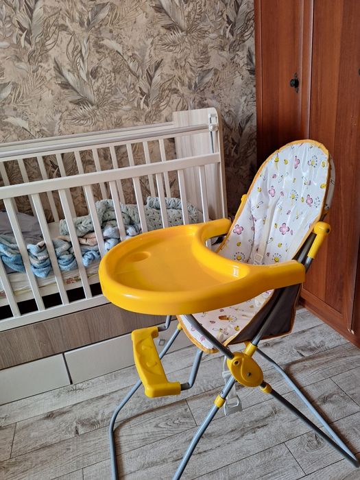 Продам стульчик для кормления