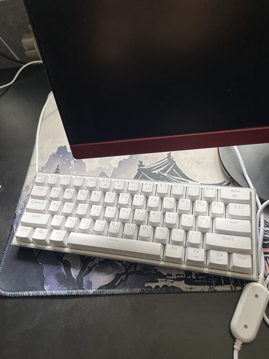 продам игровую клавиатуру