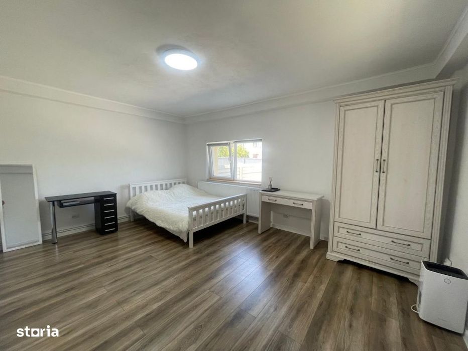 Casa P+M, 141.8 mp utili, teren 562 mp, mobilata modern, zona Brestei