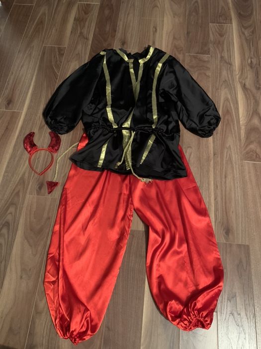 Продам карнавальные костюмы