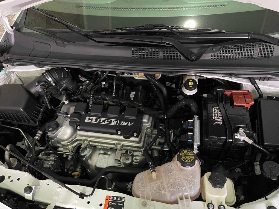 Cobalt 2024 4-pozitsiya  Rangi oq 11 150$