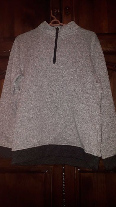 топъл юношески пуловер с цип