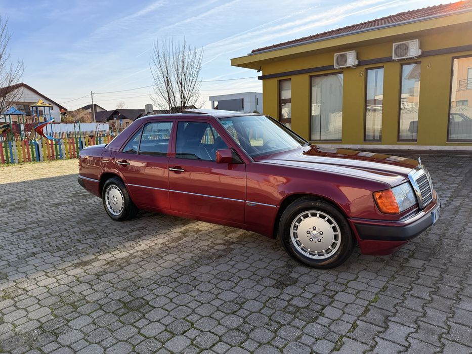 Mercedes-Benz W124 300E 24V – 220 CP – Sportline – 1991 – Automat
