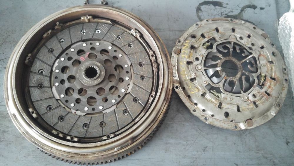 kit ambreiaj 2.2 dci renault espace disc 9.0 mm 8200223932