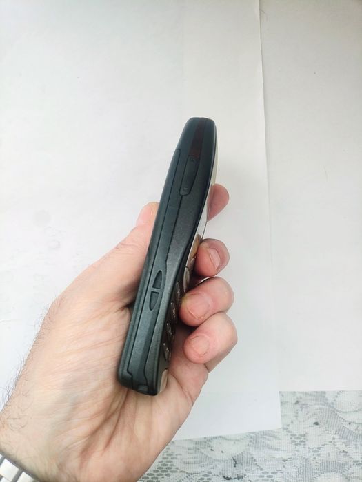 Nokia 6310 ( liber de rețea, stare foarte buna)