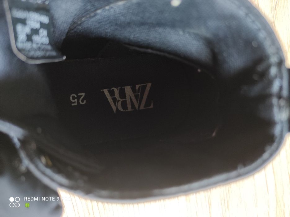 Детски обувки ZARA -25 номер