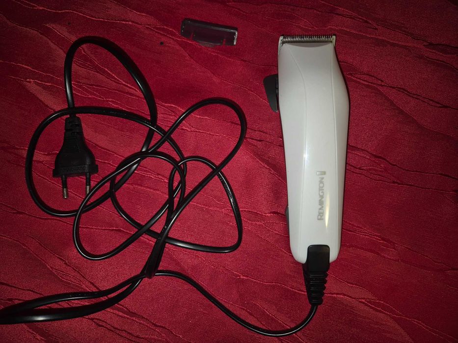 Aparat de tuns REMINGTON Colour Cut HC5035 retea 1.5-25 mm gri-alb