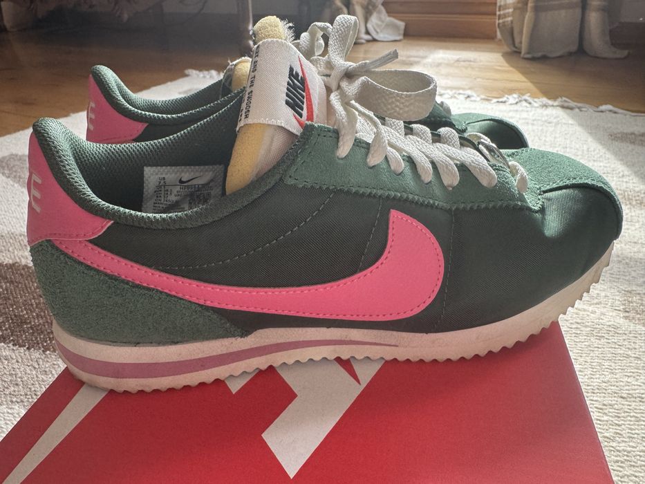 Nike Cortez в розово и зелено