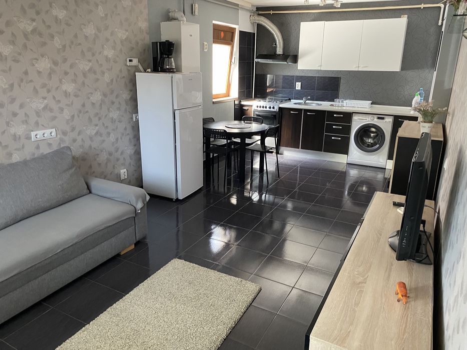 Inchiriez apartament 2 camere