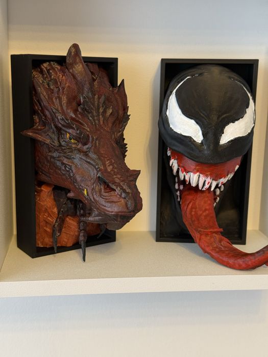 Book knook  Venom , Predator