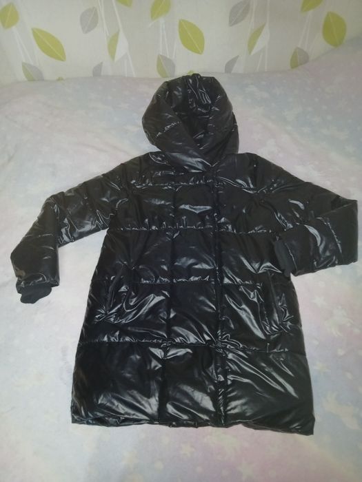 Продаю женскую куртку б/у