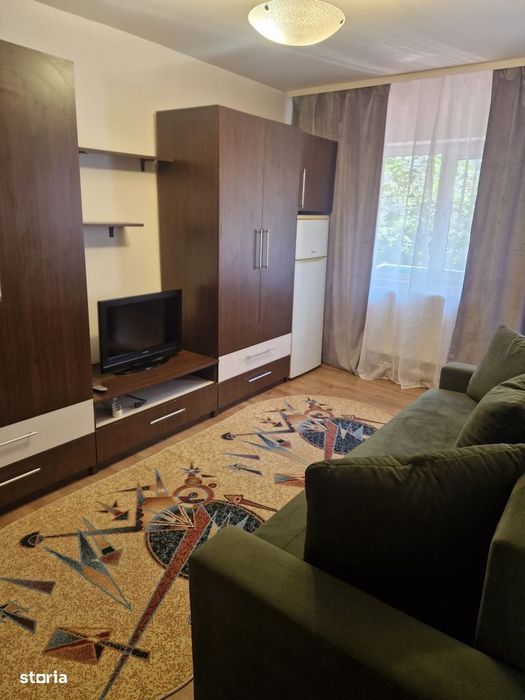 DE INCHIRIAT Apartament 1 camera, etaj 2 - zona Calea Buziasului