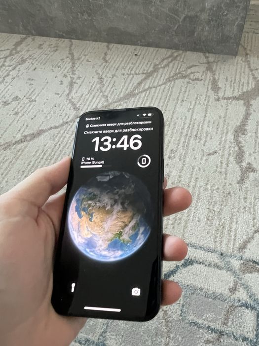 Продам айфон 13