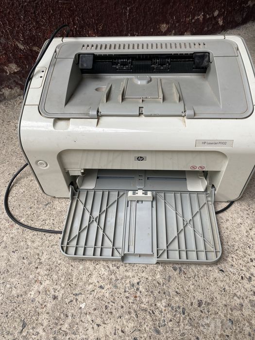 Принтер HP LaserJet P1102