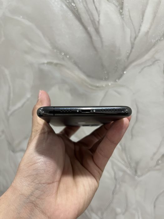 Продам iPhone 11 Pro Max 256gb в идеальном состоянии