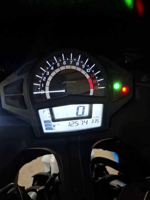 Kawasaki ER-6f 650cc (72 CP) – 2015, impecabilă, 12.500 km,