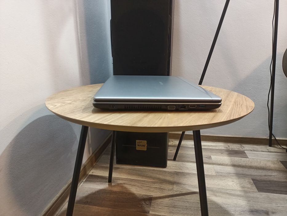 Laptop 17,3 Intel i3 Wind 11