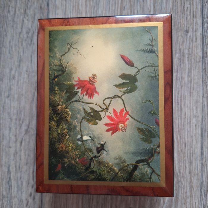 Шкатулка коллекционная, Италия